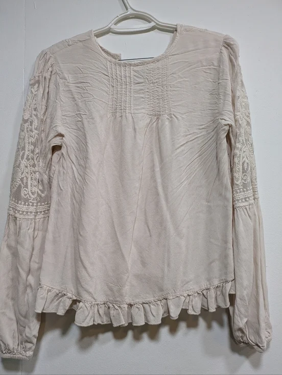 Cream Lace-Up Peasant Top - Picture 2 of 5